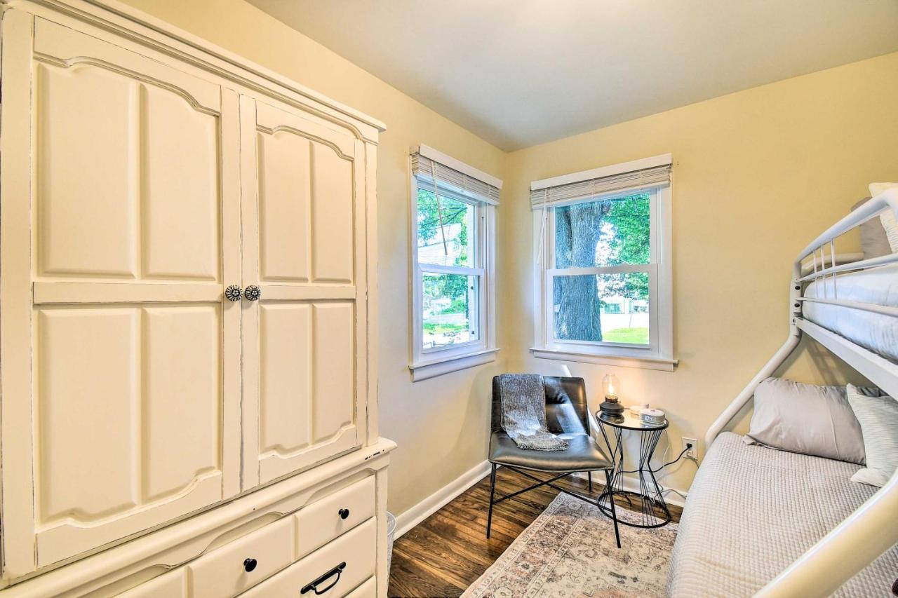 Charming Hampton Home With Yard 2 Mi To Beach! Экстерьер фото